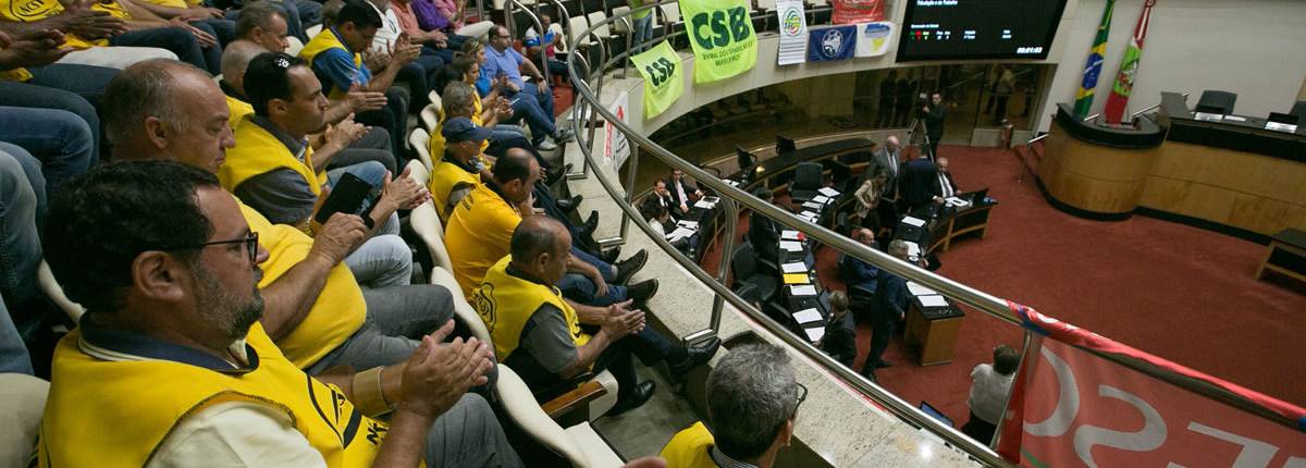 Salário mínimo catarinense é aprovado pela ALESC